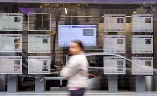 La demande de prêts, après s'être effondrée en fin d'année, est repartie fortement à la hausse, selon le courtier en ligne Meilleurtaux.com, qui met en avant la baisse continue des taux d'intérêt.