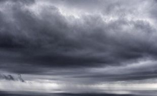 Le Gard, les Bouches-du-Rhône, le Var et les Alpes-Maritimes ont été placés en vigilance orange "orages et pluie".