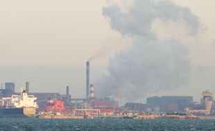Illustration du complexe industriel sur le golfe de Fos-sur-Mer.