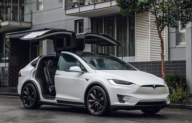 Tesla Model X