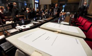 L'Union européenne a accusé mercredi AstraZeneca devant le tribunal de Bruxelles de violation flagrante du contrat d'achat de vaccins anti-Covid-19.