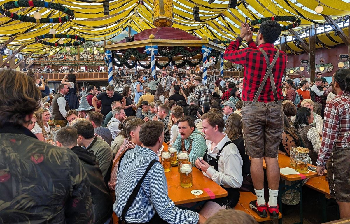 Munich : La Fête de la bière fermée après un incendie suivi d'une explosion