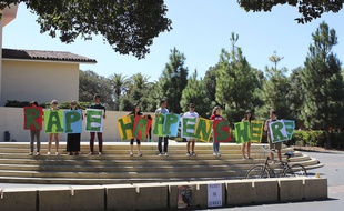 Le 16 septembre 2015. Une manifestation pour protester contre le viol commis à l'université de Stanford.Tessa Ormenyi/AP/SIPA