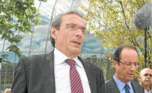 Roland Ries, lors d'une visite de Hollande, en septembre.