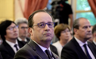 François Hollande et Jean-Christophe Cambadélis à Paris, le 6 octobre 2016.