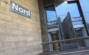 Entrée de l'hôtel du Département, siège du conseil départemental du Nord