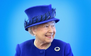La reine Elizabeth II le 8 mars 2016 à Londres.