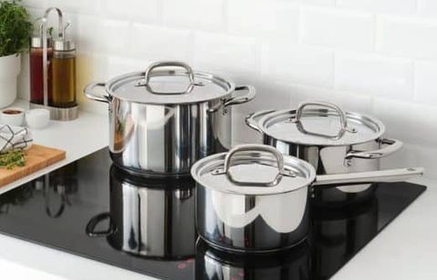 Fini les casseroles qui s’abîment : la batterie de cuisine 3 pièces IKEA 365+ passe à 39,99 €