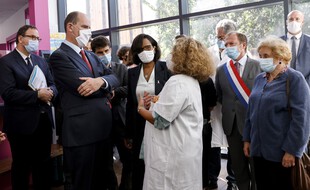 Jean Castex et Elisabeth Moreno, ce mercredi, à la Maison des femmes de Saint-Denis.