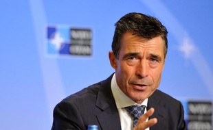 L'utilisation présumée d'armes chimiques par le régime syrien exige une réponse de la communauté internationale, mais une intervention directe de l'OTAN est exclue, a déclaré vendredi le secrétaire général de l'Otan, Anders Fogh Rasmussen, aux médias danois.