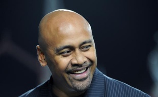 L'ancienne star mondiale du rugby Jonah Lomu, joueur légendaire des All Blacks néozélandais à Hamilton, en Nouvelle-Zélande, le 16 septembre 2011