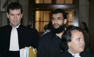 Cinq anciens détenus français de Guantanamo ont été innocentés mardi en appel des accusations de terrorisme qui pesaient sur eux depuis leur arrestation en Afghanistan fin 2001, une "décision courageuse" saluée par la défense au moment où l'administration Obama a annoncé la fermeture du camp ultra-controversé.