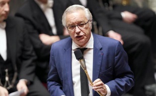 Le ministre du Travail François Rebsamen lors des questions au gouvernement le 4 février 2015 à l'Assemblée nationale à Paris