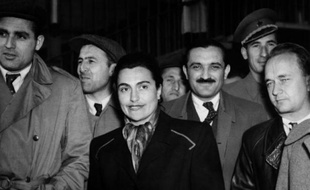Jovanka Broz, la veuve du défunt dirigeant yougoslave Josip Broz Tito, dernier symbole de la Yougoslavie communiste qui s'est éteinte à l'âge de 88 ans, sera enterrée samedi à Belgrade aux côtés de son époux avec les honneurs de l'Etat.