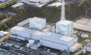 Les réacteurs 5 et 6 de la centrale nucléaire de Fukushima en septembre 2013.