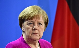La chancelière allemande Angela Markle lors d'une conférence de presse avec le Premier ministre de Lettonie à Berlin le 11 mars 2019.