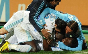 Les Marseillais Brandao, Valbuena, Taiwo et Andrade célèbrent le but de Niang contre Rennes, le 5 mai 2010