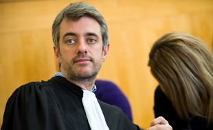 Riom (Puy de Dôme), le 16 novembre 2016. L'avocat Renaud Portejoie défend Cécile Bourgeon devant la cour d'assises dans l'affaire Fiona.