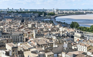 Le quartier populaire Saint-Michel a fait l'objet d'une réhabilitation. //AMEZUGO_10083/Credit:UGO AMEZ/SIPA/1710261853