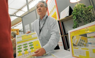 Gérard Siegel, hier, à la Foire européenne de Strasbourg, présente son jeu Doyu.