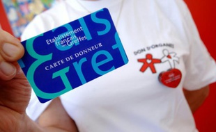 Photo d'une carte de donneur prise le 23 juillet 2007 à Caen sur un stand d'information concernant les dons d'organes.