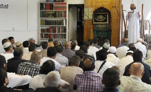 Une salle de prières musulmane, le 15 juillet 2011 à Gennevilliers, en région parisienne