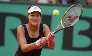 La victoire de Sharapova à Amelia Island ne lève pas vraiment le doute, tellement la terre battue américaine diffère de la terre rouge européenne. A Roland-Garros, il faudra sans doute mieux miser sur le duo serbe Ana Ivanovic-Jelena Jankovic.