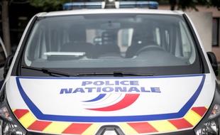 Une voiture de police en région parisienne. (illustration)