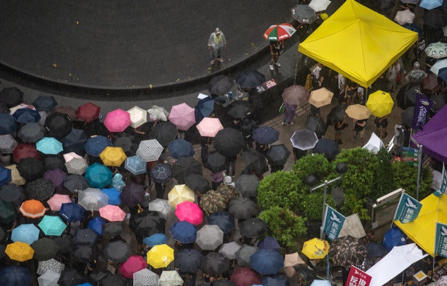 Hong Kong: Nouvelle manifestation de masse pacifique