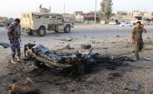 Au moins 38 personnes ont été tuées vendredi soir dans un attentat suicide contre un café à Kirkouk, dans le nord de l'Irak, a-t-on appris auprès du médecin de la morgue, le docteur Ibrahim Chakour.