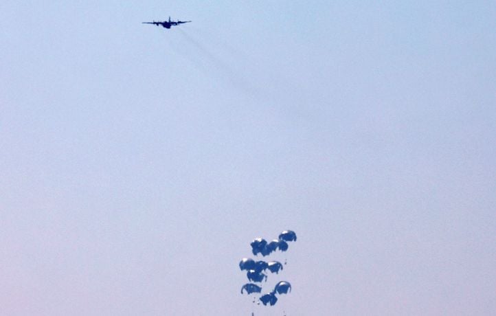 25 tonnes d’aide humanitaire larguées, convoi terrestre… L'espoir renaît à Gaza