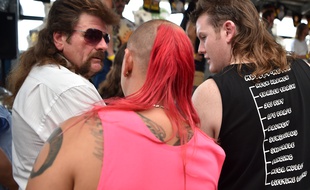 Des participants au Mulletfest, festival de la coupe mulet, en Australie, le 24 février 2018.