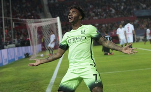 Raheem Sterling fête son but contre Séville le 3 novembre 2015.