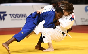 Clarisse Agbegnenou est championne du monde en -63 kg.