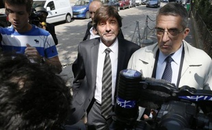 Un magistrat du parquet de Cayenne, ayant officié à Lyon, a été mis en examen mercredi, notamment pour accès frauduleux à un casier judiciaire, dans l'enquête sur des faits de corruption présumée visant l'ex-numero 2 de la PJ lyonnaise Michel Neyret.