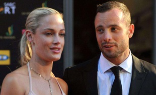 Reeva Steenkamp et son compagnon, Oscar Pistorius, le 4 novembre 2011