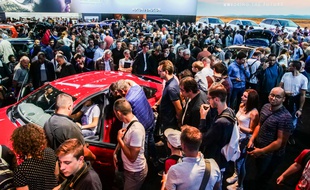 L’affluence massive de cette édition 2018 prouve que la passion pour l’automobile est toujours bien vivante.