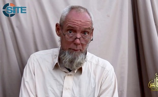 L'otage néerlandais au Mali Sjaak Rijke, sur des images publiées par Aqmi le 17 novembre 2014.