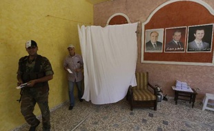 Un bureau de vote dans la ville de Homs, le 3 juin 2014