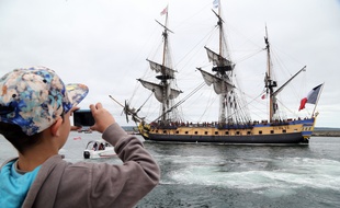 FRANCE, Brest : L'Hermione est arrivée à Brest Credit:Alain ROBERT/Apercu/SIPA/1508101701