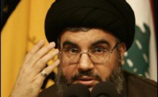 "Nous allons jeudi à la table du dialogue en position confortable, avec une stratégie (de défense)...mais quelle est la vision de l'autre partie pour protéger le Liban?", s'est interrogé lundi le chef du Hezbollah Hassan Nasrallah.