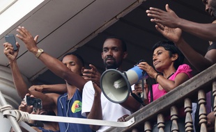 La ministre des Outre-mer, Ericka Bareigts, a présenté ses excuses aux manifestants guyanais, le 30 mars 2017.