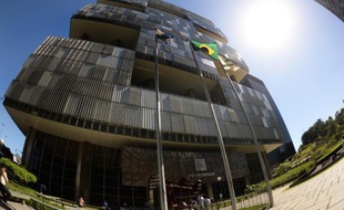 Le siège du groupe pétrolier brésilien Petrobras à Rio de Janeiro, le 12 mai 2014