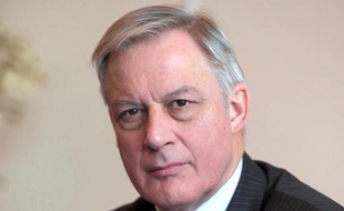Le gouverneur de la Banque de France, Christian Noyer, dit redouter que les banques délocalisent des emplois si la taxe sur les transactions financières (TTF) entre en vigueur, dans un entretien au journal Les Echos daté de vendredi.