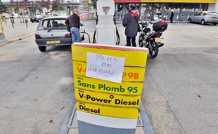 Selon les villes et les stations-services, la situation n'est pas la même.