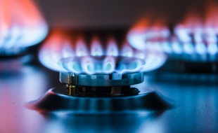Le «gaz de ville» a longtemps alimenté les foyers avant d'être remplacé par le gaz naturel.