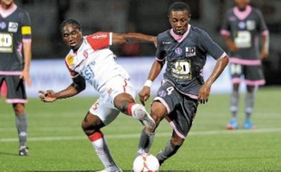 Titulaire surprise samedi à Nancy (0-1), ce jeune joueur polyvalent a évolué milieu axial.