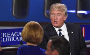 Carly Fiorina (de dos) et Donald Trump, lors du second débat télévisé républicain, le 16 septembre 2015.