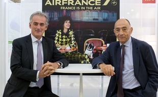 Le 20 septembre 2016, Frédéric Gagey pose avec Jean-Marc Janaillac, le boss d'Air France-KLM, qui le remplacera un peu plus d'un mois plus tard au poste de président d'Air France.
