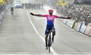A 25 ans, l'Italien Alberto Bettiol a ouvert son palmarès professionnel en remportant dimanche le Tour des Flandres.